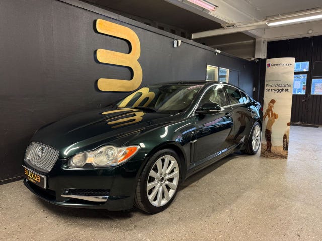 Jaguar XF 2010