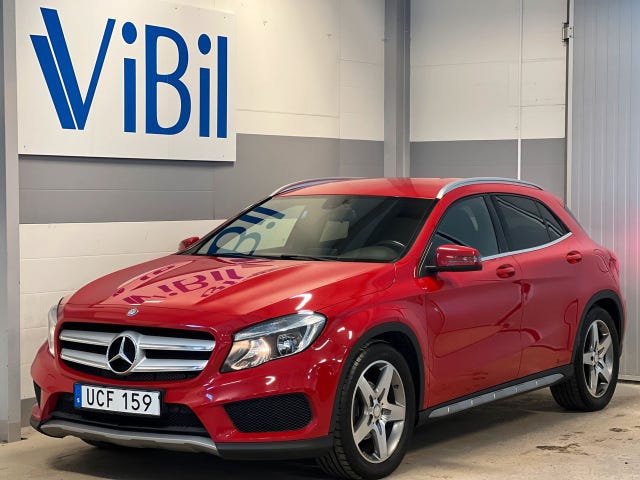 Mercedes-Benz GLA 200 2015