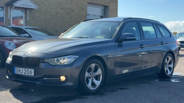 BMW 318 2015