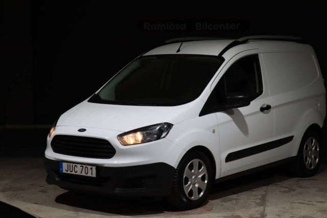 Ford Transit Courier 2017