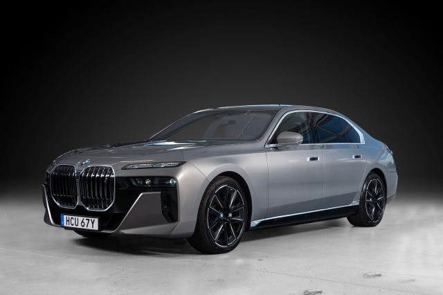 BMW i7 2023