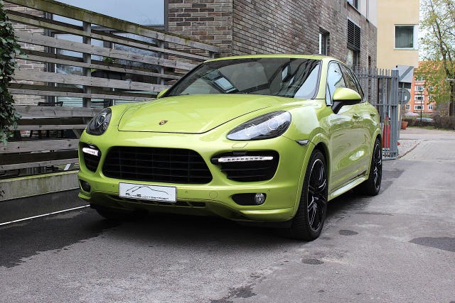 Porsche Cayenne GTS 2013