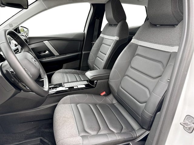 Citroen C4 X 2024 – bild 4