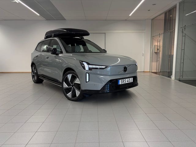 Volvo EX90 2025