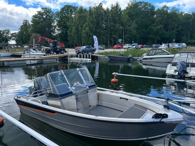 Buster S2 Yamaha F30  MMG Edition  Utställningsbåt