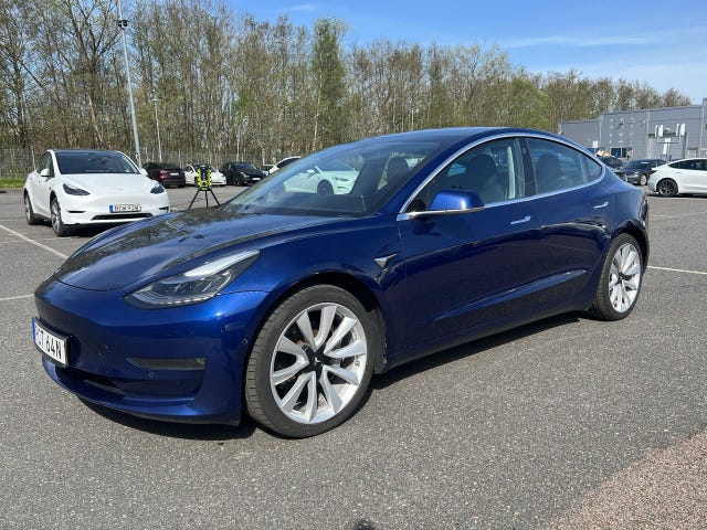 Tesla Model 3 2019