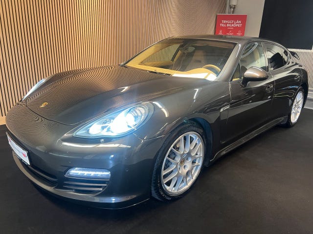 Porsche Panamera 2013