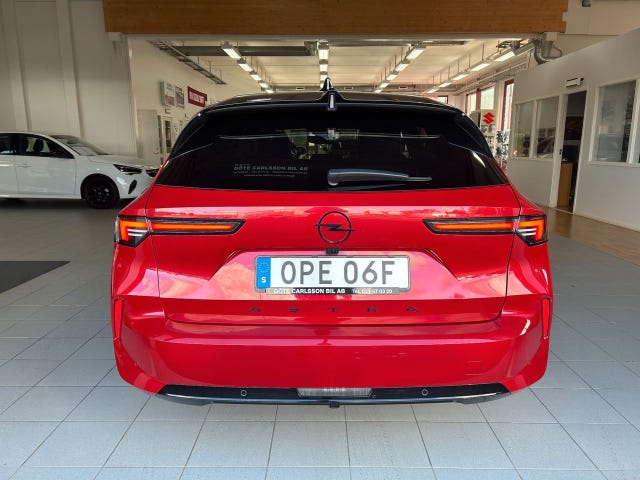 Opel Astra 2024 – bild 4