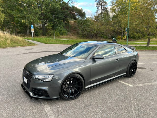 Audi RS5 2012