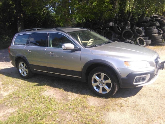 Volvo XC70 2011