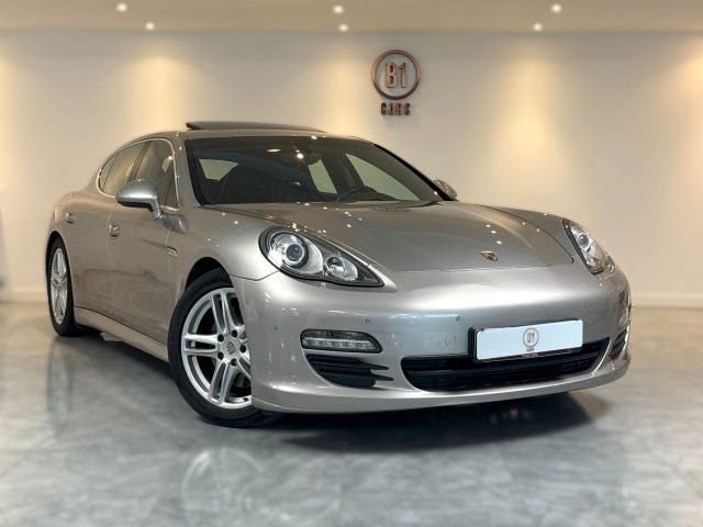 Porsche Panamera S 2010