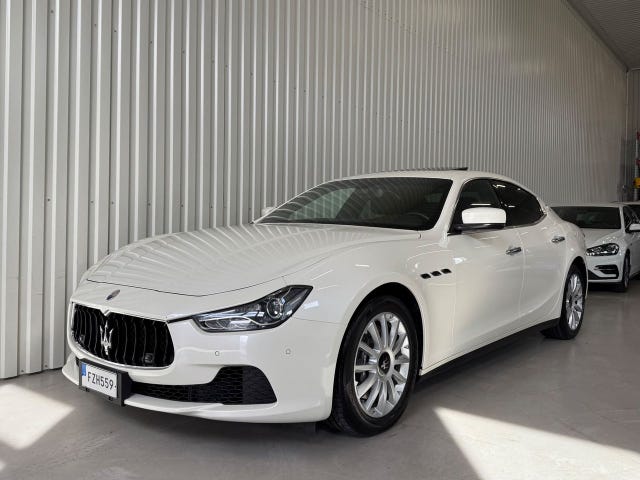 Maserati Ghibli 2015