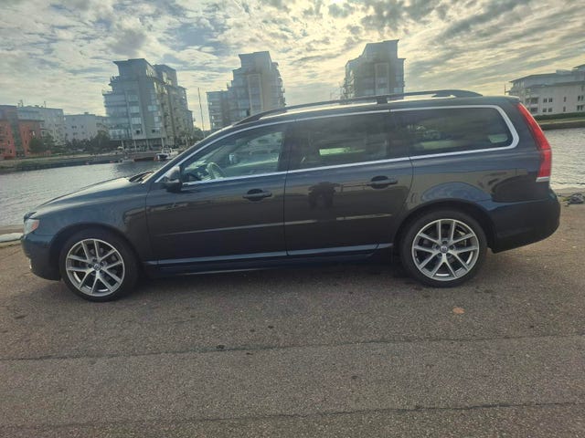 Volvo V70 2014
