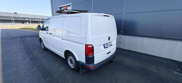 Volkswagen Transporter 2019 – bild 3