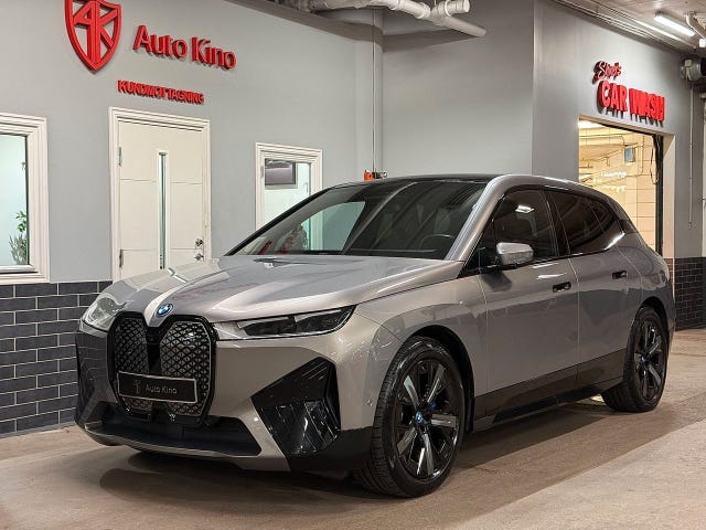 BMW iX 2023