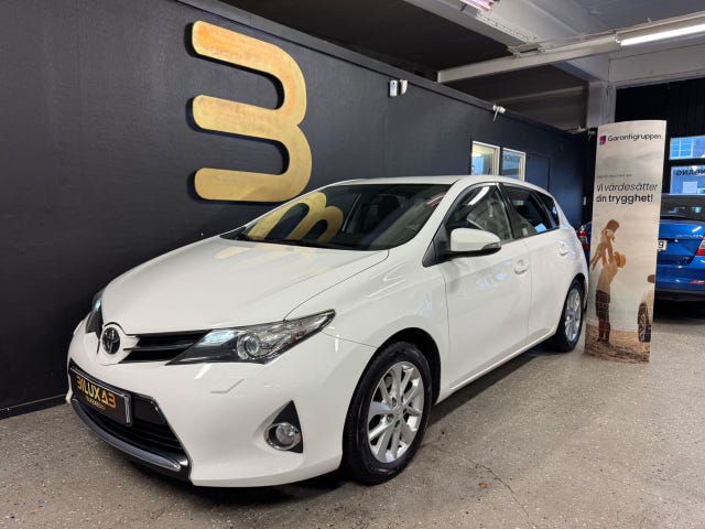 Toyota Auris 2013