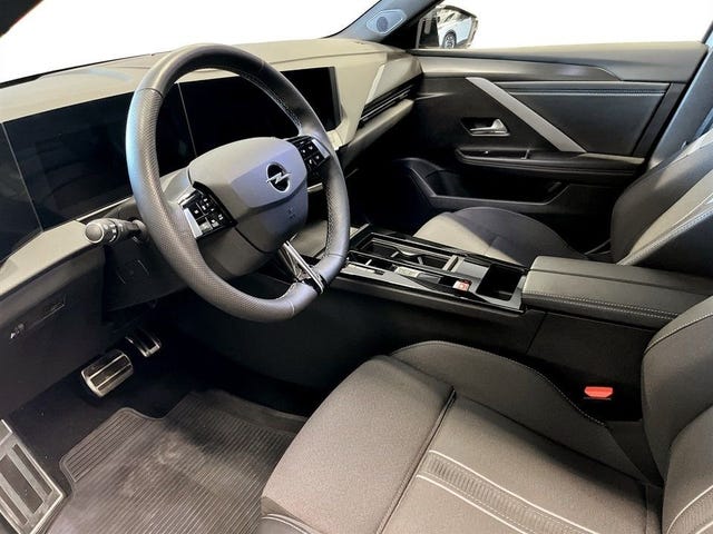 Opel Astra 2024 – bild 4