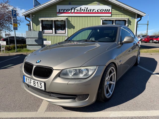 BMW 325i 2010