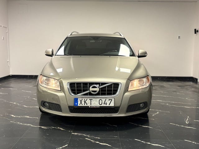 Volvo V70 2011 – bild 2