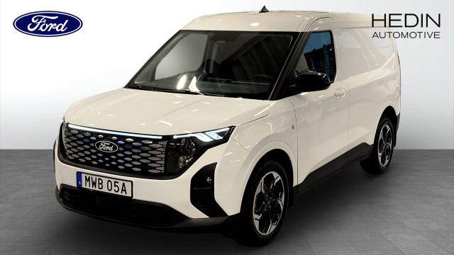 Ford E-Transit Courier 2025