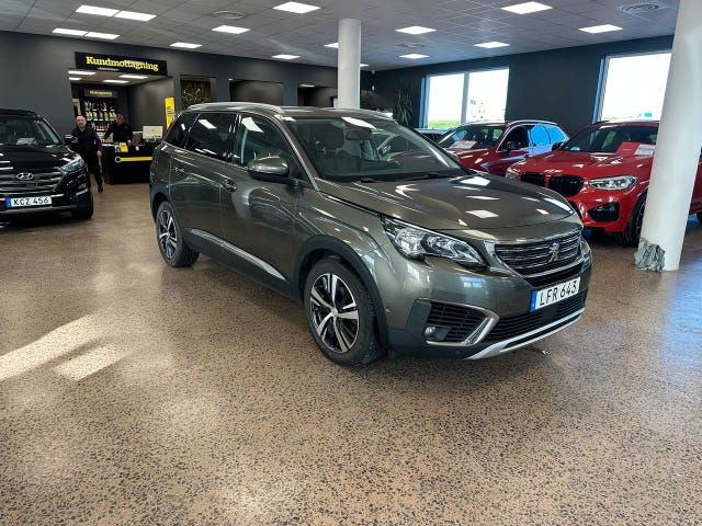 Peugeot 5008 2017