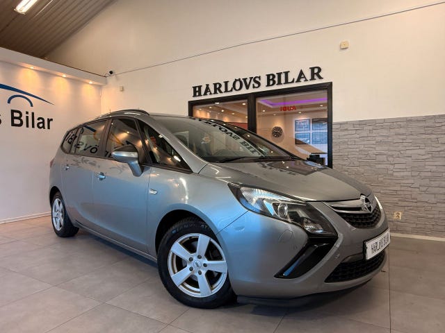 Opel Zafira Tourer 2012