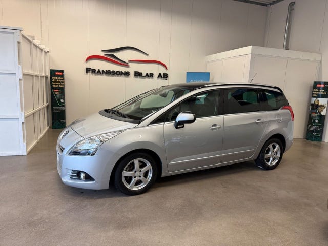 Peugeot 5008 2012