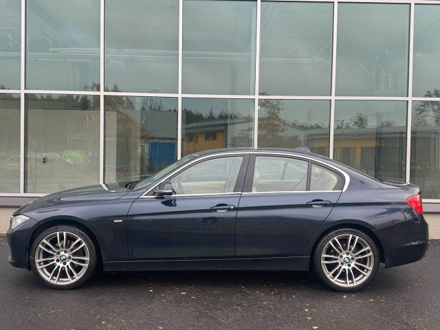BMW 320 2013 – bild 2