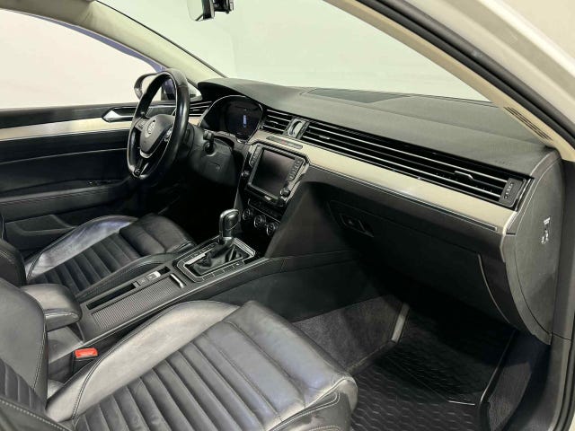 Volkswagen Passat 2017 – bild 4