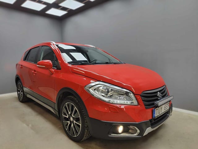 Suzuki S-Cross 2014