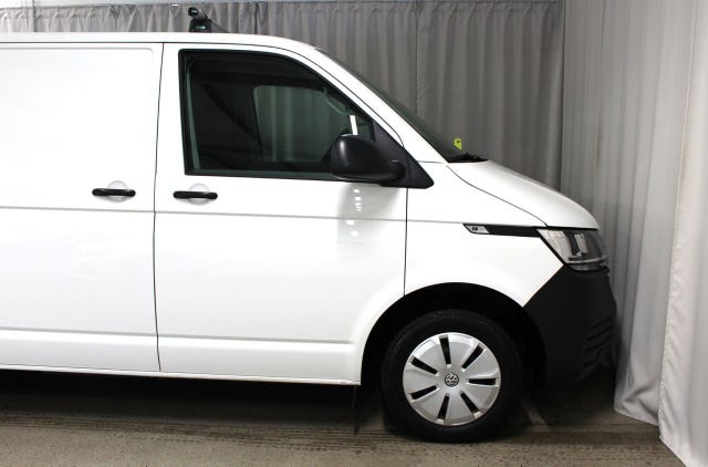 Volkswagen Transporter 2023 – bild 3