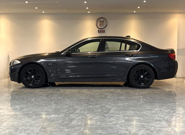 BMW 520 2011 – bild 3