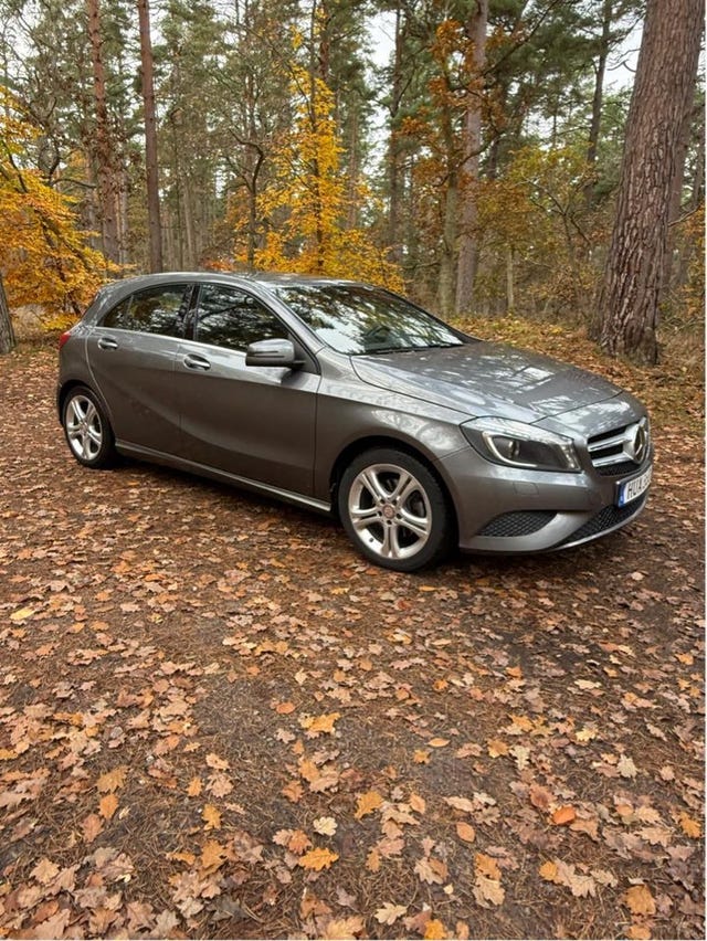 Mercedes-Benz A180 2015