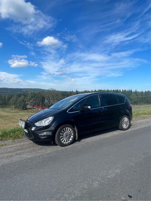 Ford S-MAX 2012