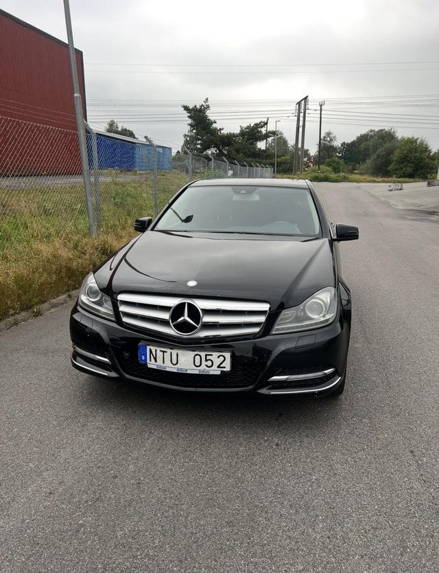 Mercedes-Benz C220 2012