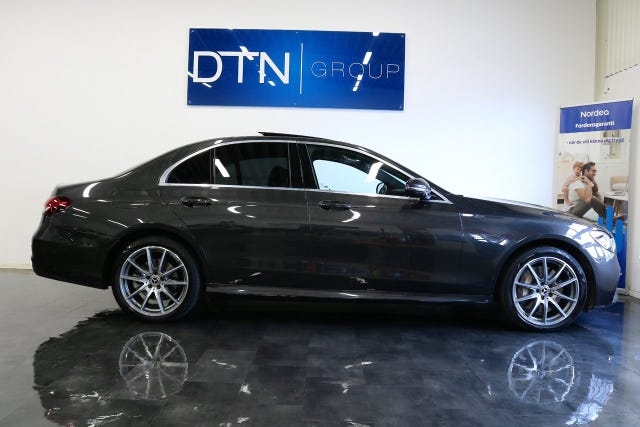 Mercedes-Benz E300 2021