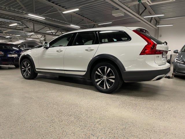 Volvo V90 Cross Country 2020 – bild 3