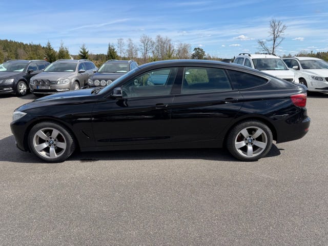BMW 318 2014 – bild 2