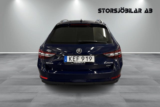 Skoda Superb 2018 – bild 4