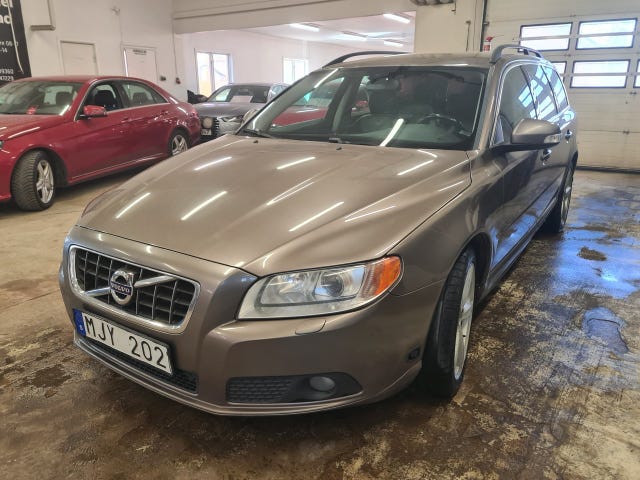 Volvo V70 2010