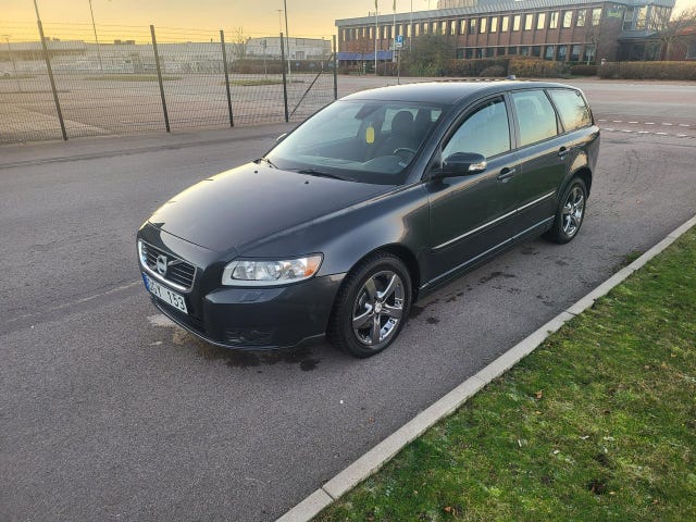 Volvo V50 2009
