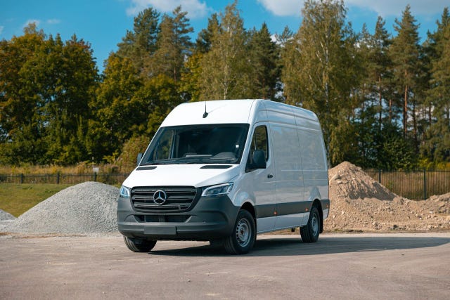 Mercedes-Benz Sprinter 317 2026