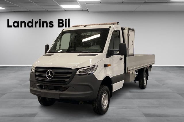 Mercedes-Benz Sprinter 319 2025