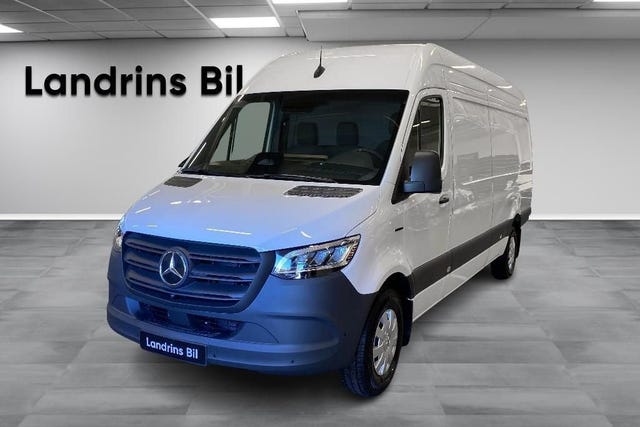 Mercedes-Benz Sprinter 208 2025