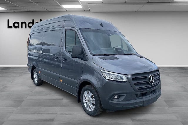 Mercedes-Benz Sprinter 317 2025