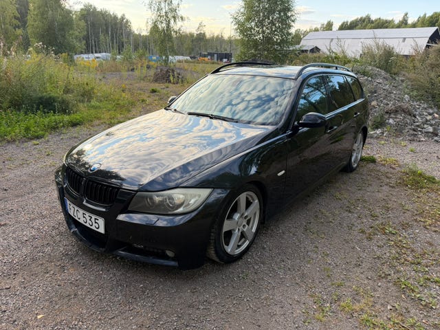 BMW 325i 2008
