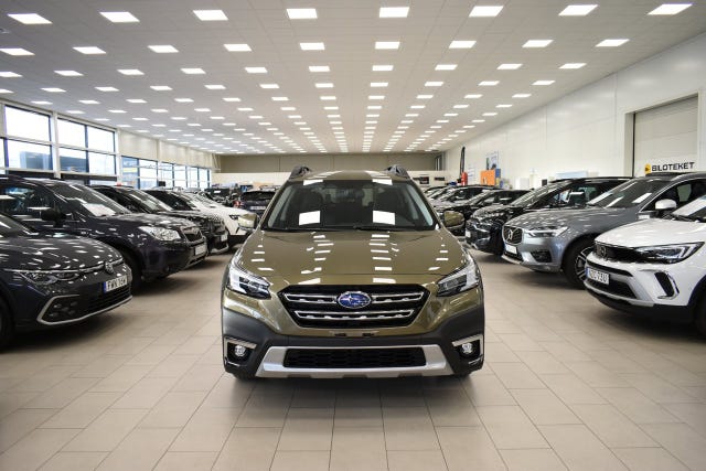 Subaru Outback 2025