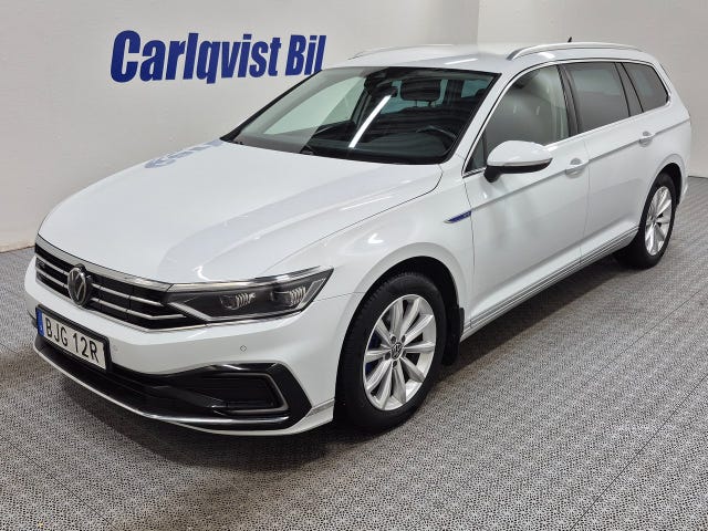 Volkswagen Passat 2023