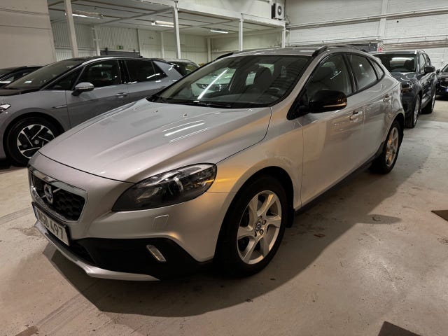 Volvo V40 Cross Country 2016