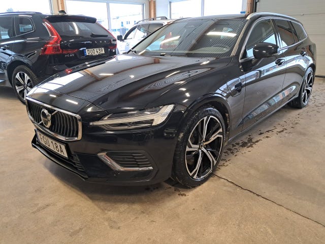 Volvo V60 2023